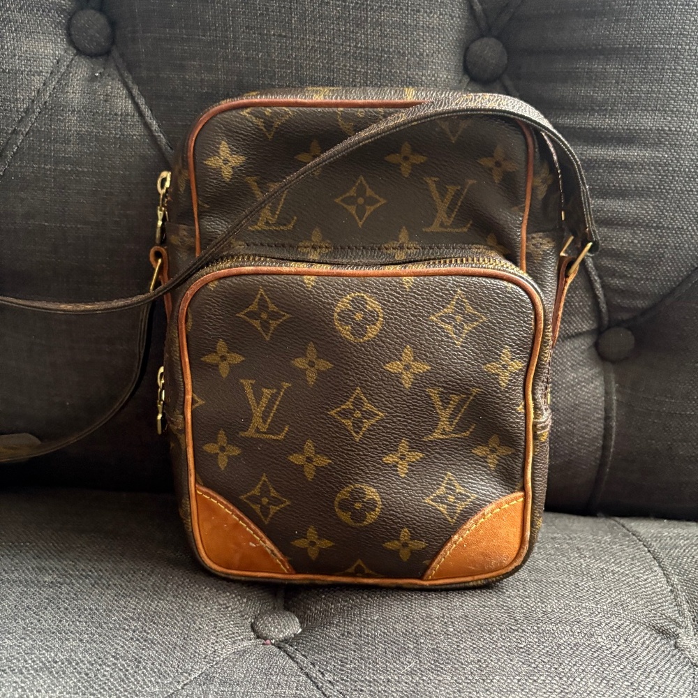 Louis Vuitton crossbody